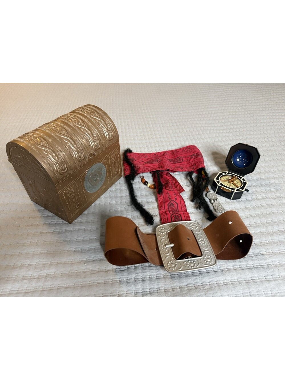 Pirates of the Caribbean Davy Jones Heart Locker Treasure Chest Zizzle 2006 Set